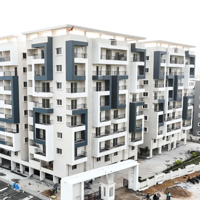 The towers of HPR Lakefront from above, with balconies on every side
